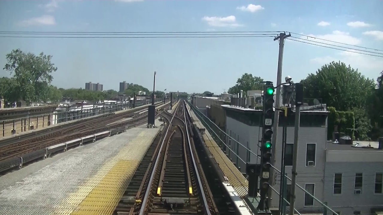 R32 (J) train RFW Jamaica Center-Fulton Street