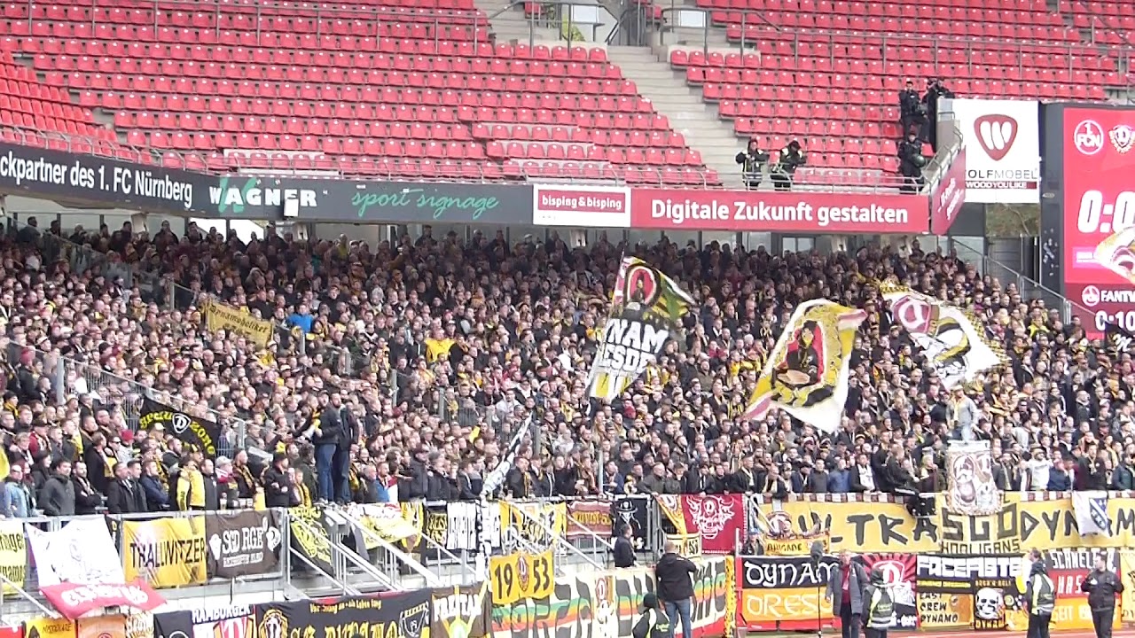 1. FC N&uuml;rnberg vs. Dynamo Dresden 2:1, Support der Dresden Fans