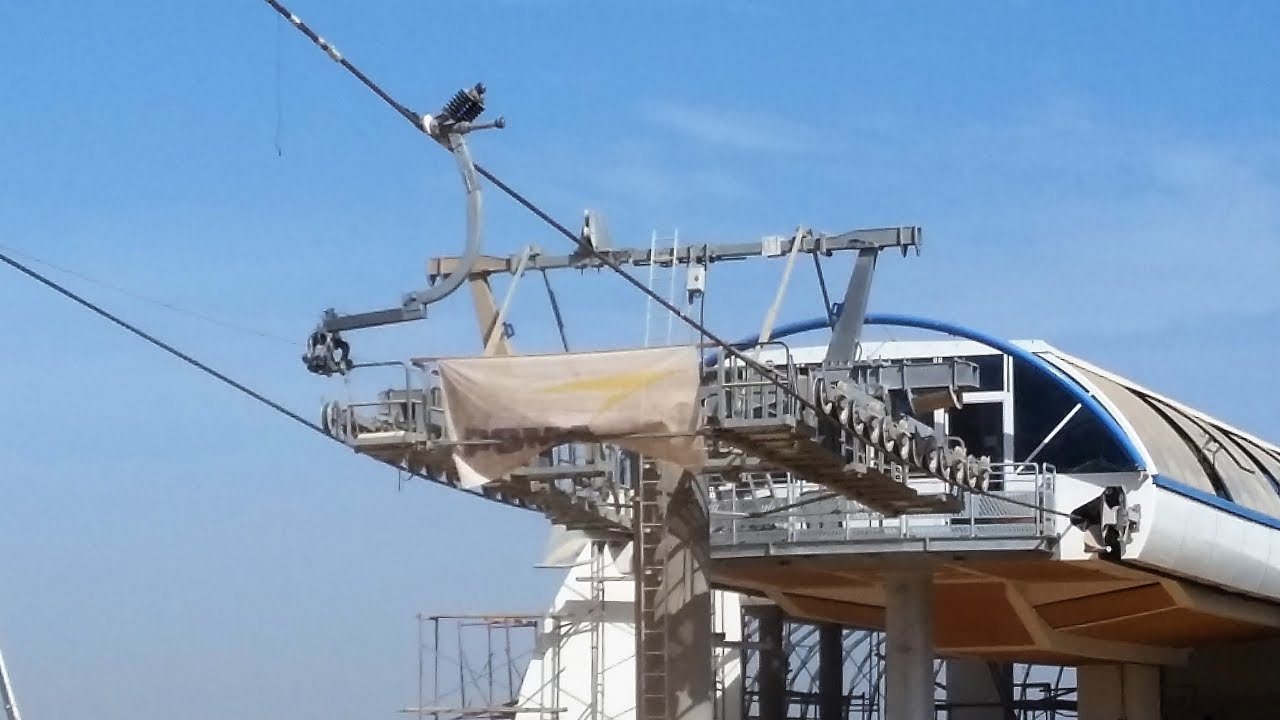 التلفريك - كيفية رفع الكابلات العملاقة أعلي الأبراج | How to rise Giant Cables on Cable Car