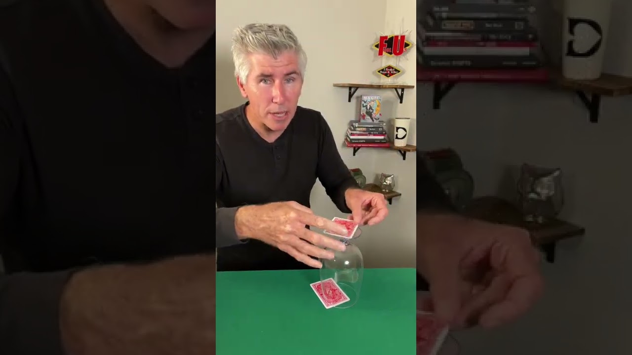 Instant switch. #MagicTrick #Switch #Cardtrick #Magician #switcheroo #Magic
