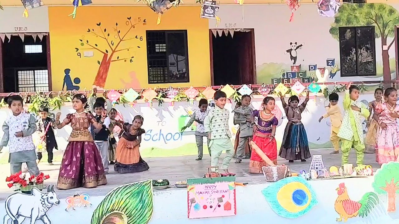 Sankranthi vachinde tummeda dance performance by Lkg children 