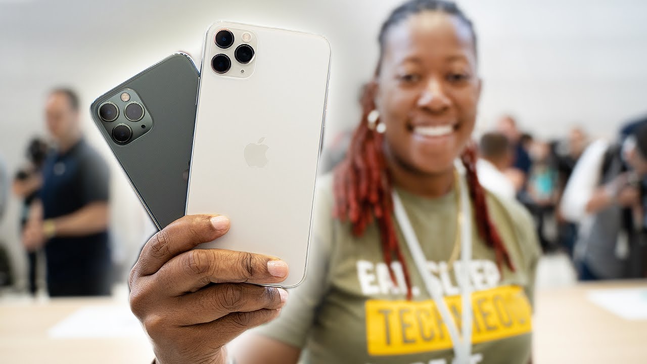 iPhone 11 & iPhone 11 Pro - Hands On & First Impressions!