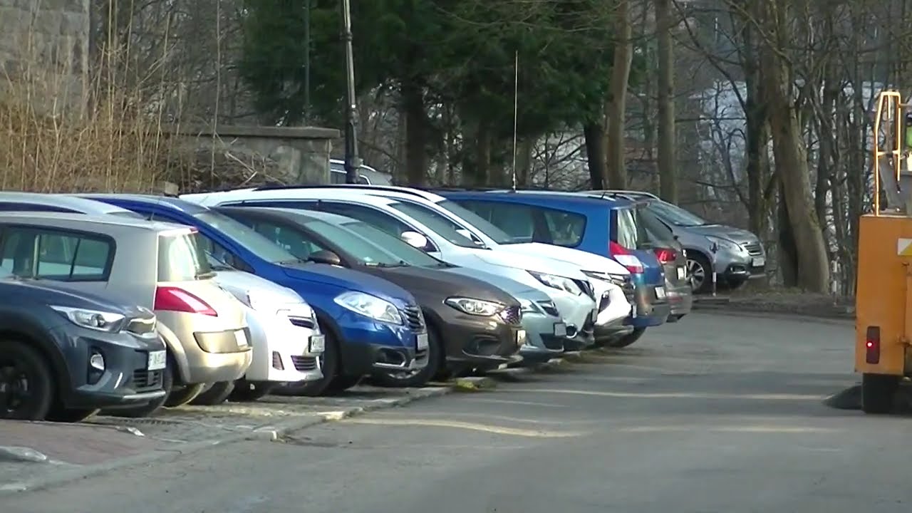 Krynica Zdrój  '' Beskid '' CLiR  g. 6:42  16.04.2025
