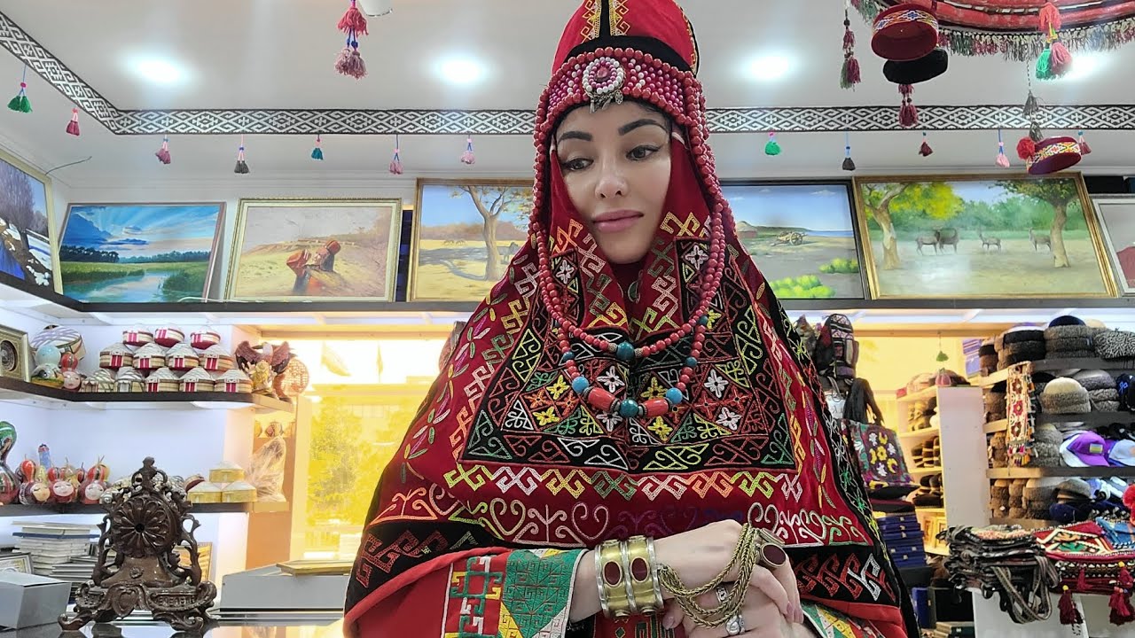 В музее Савицкого.