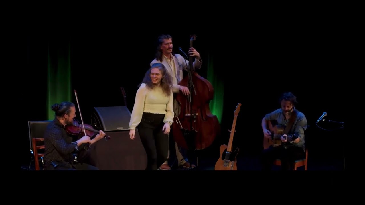 La Vals Clog + Reel Saint Antoin. Pierre Schryer, Danielle Enblom, Adam Dobres, and Oliver Swain.