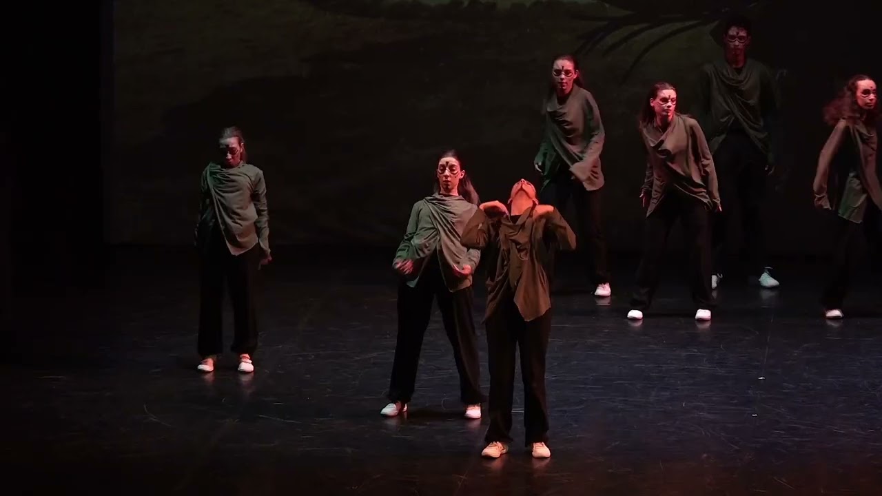 Sciamani / Magia e Illusione (Coreografia House)