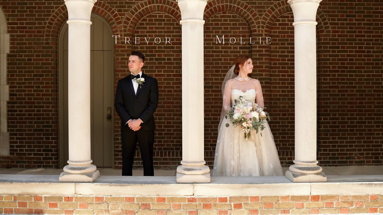 Stunning Iowa Wedding | Trevor + Mollie | The River Center | Des Moines, Iowa