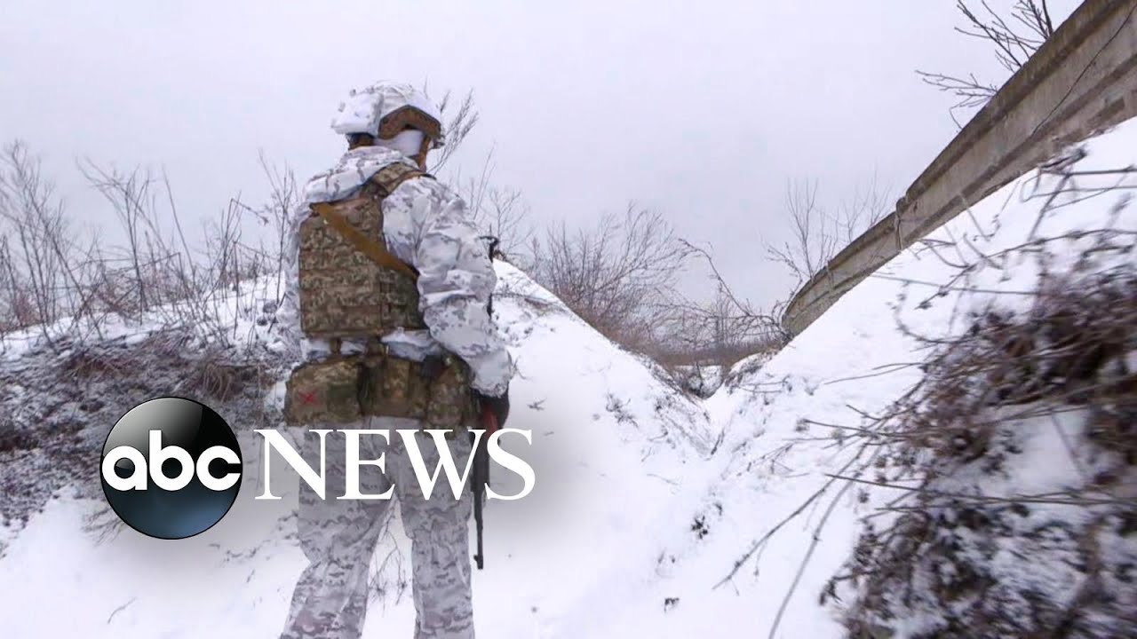 Thousands of heavily armed Russian troops mass near Ukraine border l GMA