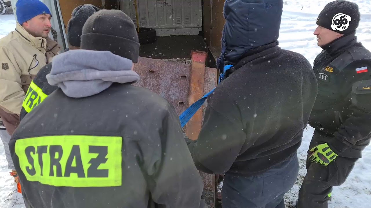 wZielonej.pl - Strażacy z OSP Racula zbierają złom dla Ani Orłowskiej (02.02.21)