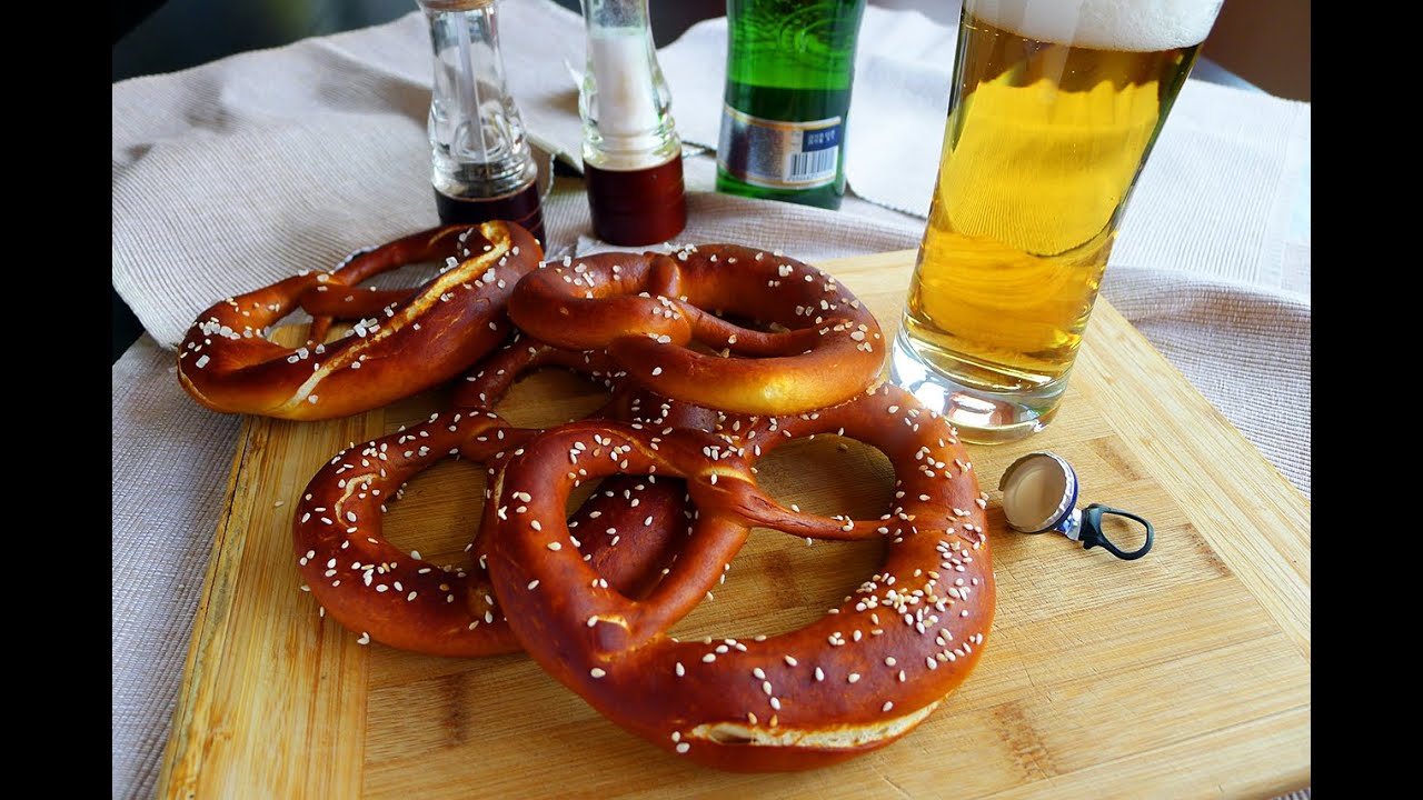 BREZEL. Очень ВКУСНЫЙ и румяный БРЕЦЕЛЬ. Сделано как в Германии!