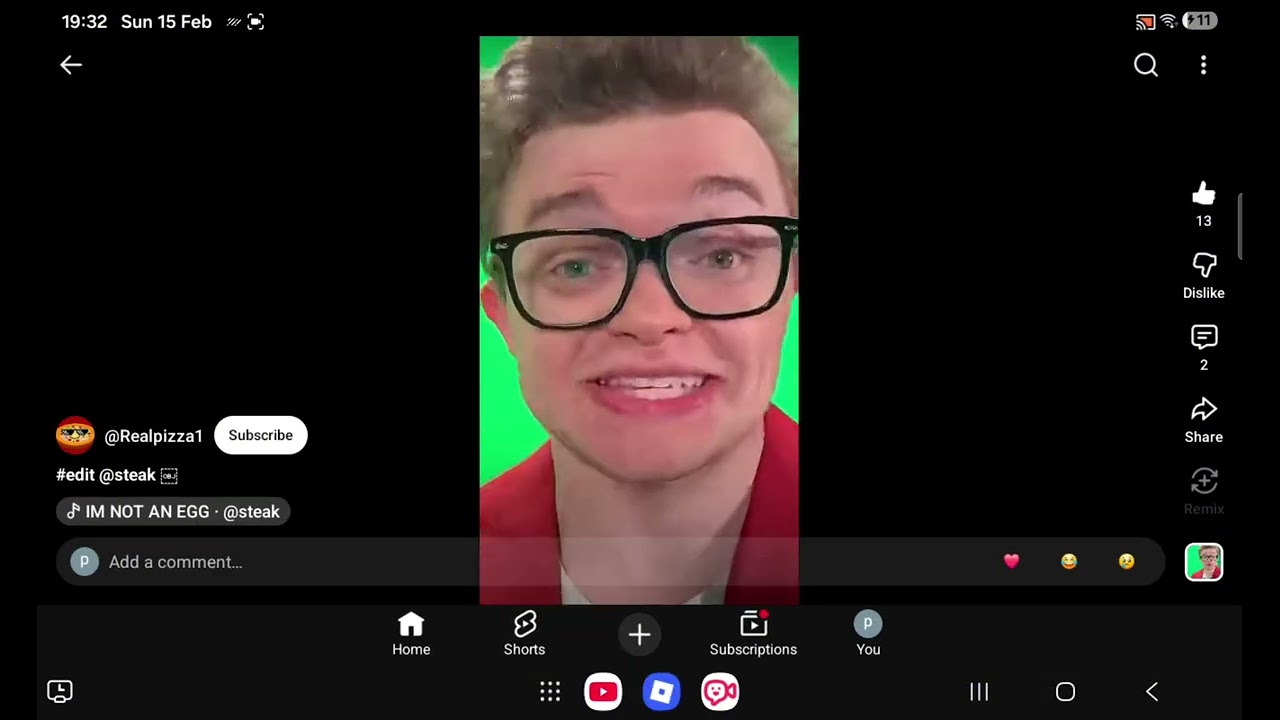 Reacting to my friends vids:) pls subb
