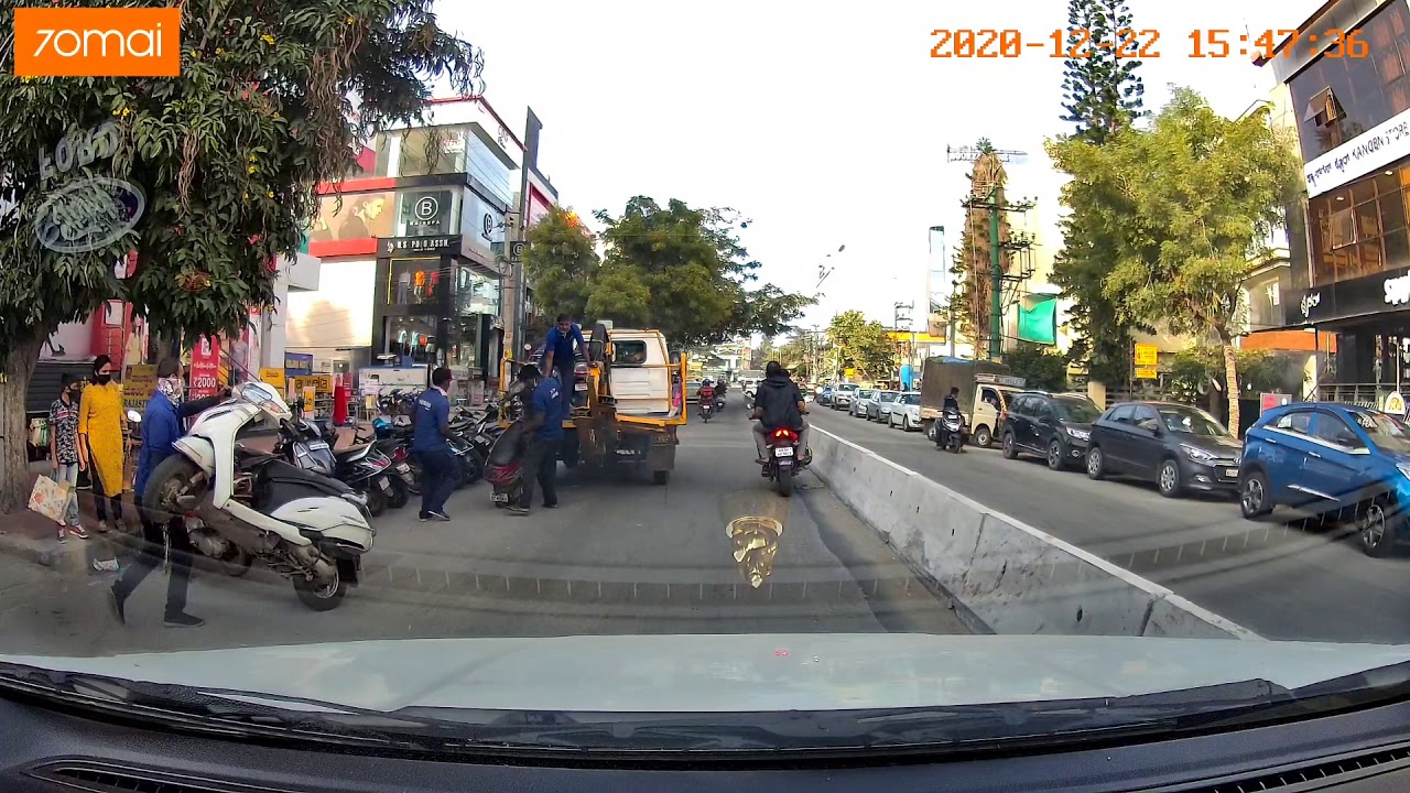Banglore traffic police Towing vehicles ( Tiger )