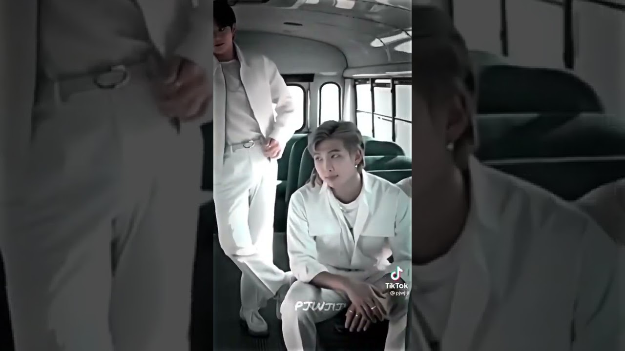 🥵🥵 wait what 👀 their eyes 👀 #jimin #bts