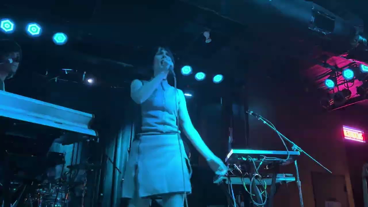 Glove (Full set) - Live at The Met (Pawtucket 11-10-23)