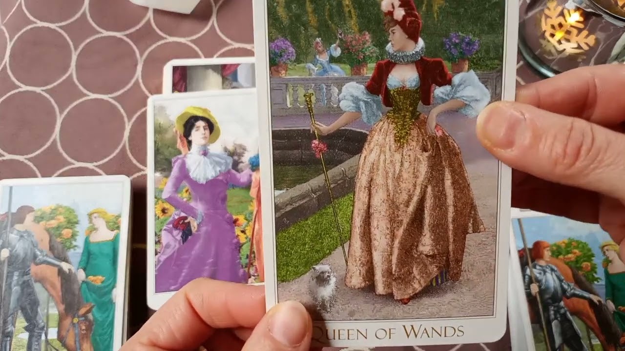 THE VICTORIAN ROMANTIC TAROT (4th edition) | Walk-through & Comparison