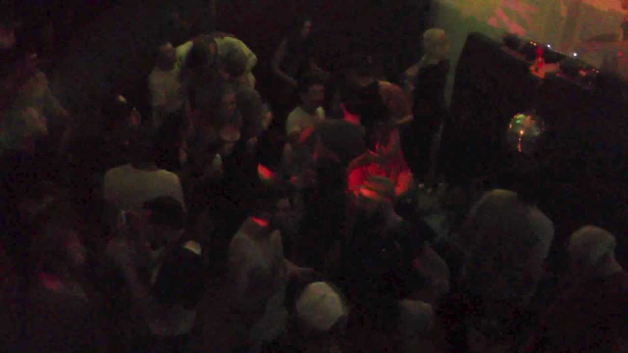 Robin Simmons live at Odyssey 5.11.2012 4am