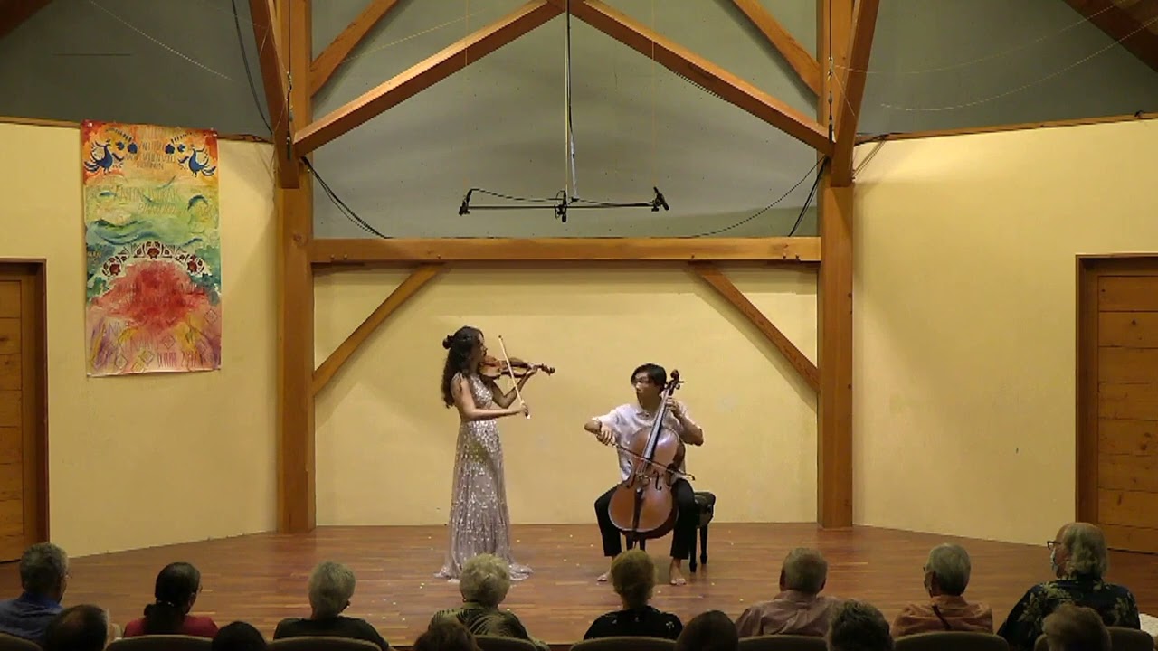 Xenakis:&nbsp;Dhipli zyia (Double symmetry)