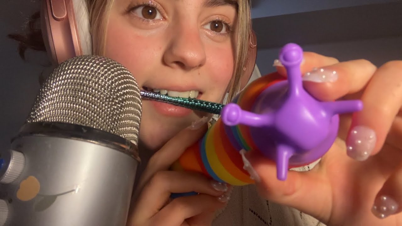ASMR FAST AND AGRESSIVE (oruga, brocha de sirena?, mouth sounds)