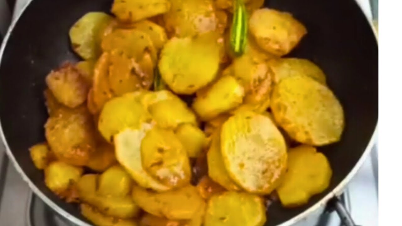 Khili Khili masale wali chatake dar🥔🌶🍅🧅🧄🍠 Aalu katli recipe😋😇😅 | Aalu katli banane ka Aasan trika ||