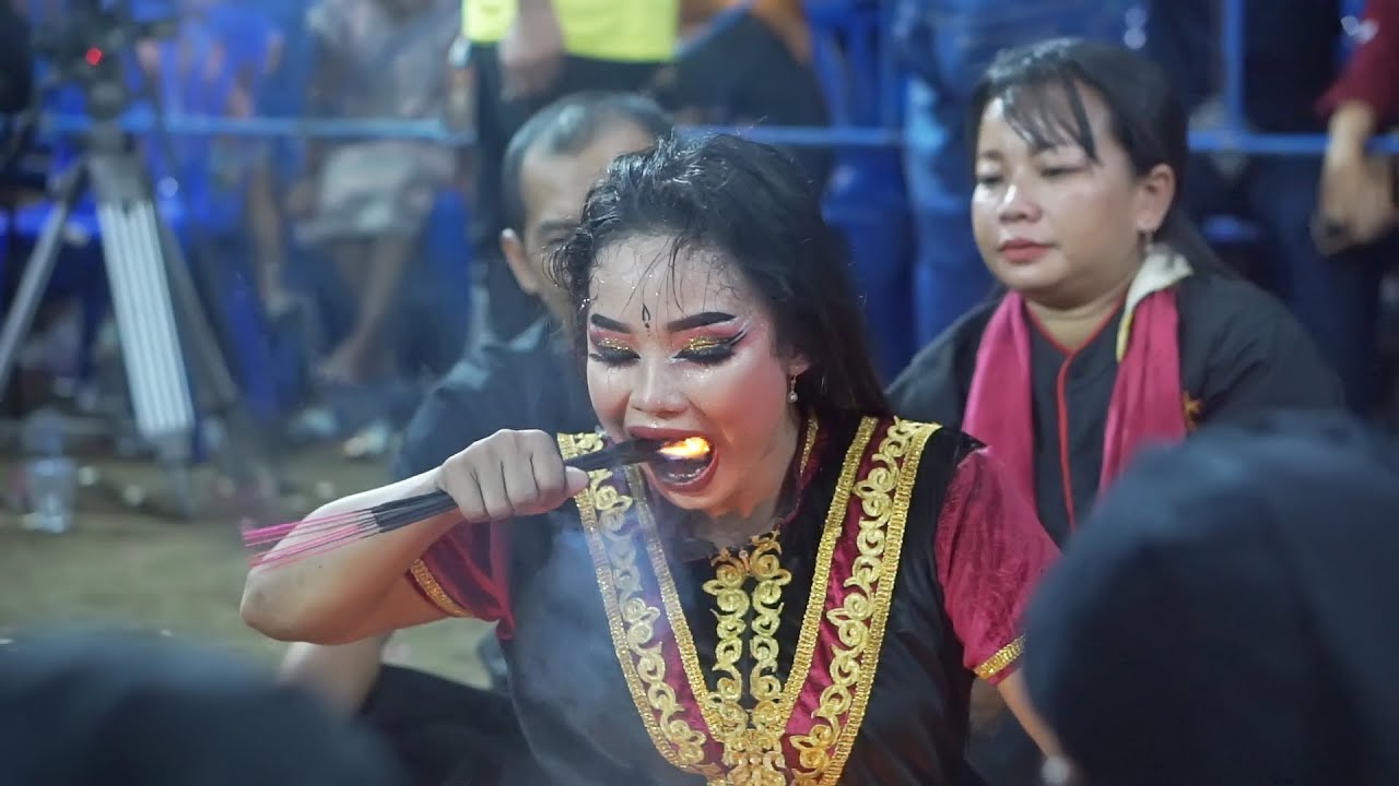 ahirnya sicantik kerasukan leak