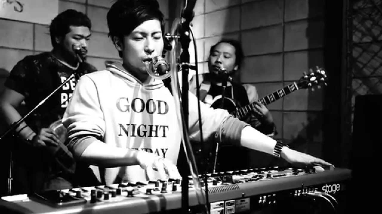 20150425 [Dutch] Neighbors Complain「Just the two of us」