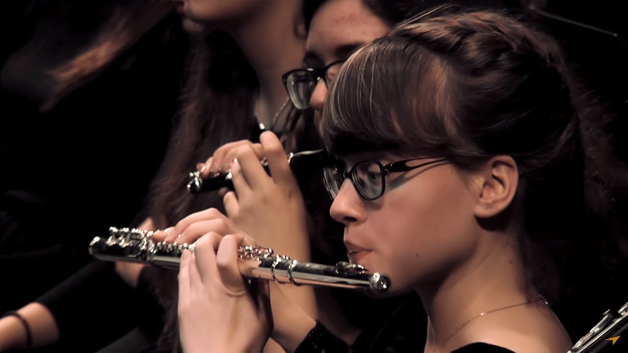 Antonin Dvoř&aacute;k &ndash; Slavonic Dances Op. 46 no, 7 Skocna, Tomasiewicz & Polish Youth Symphony Orchestra