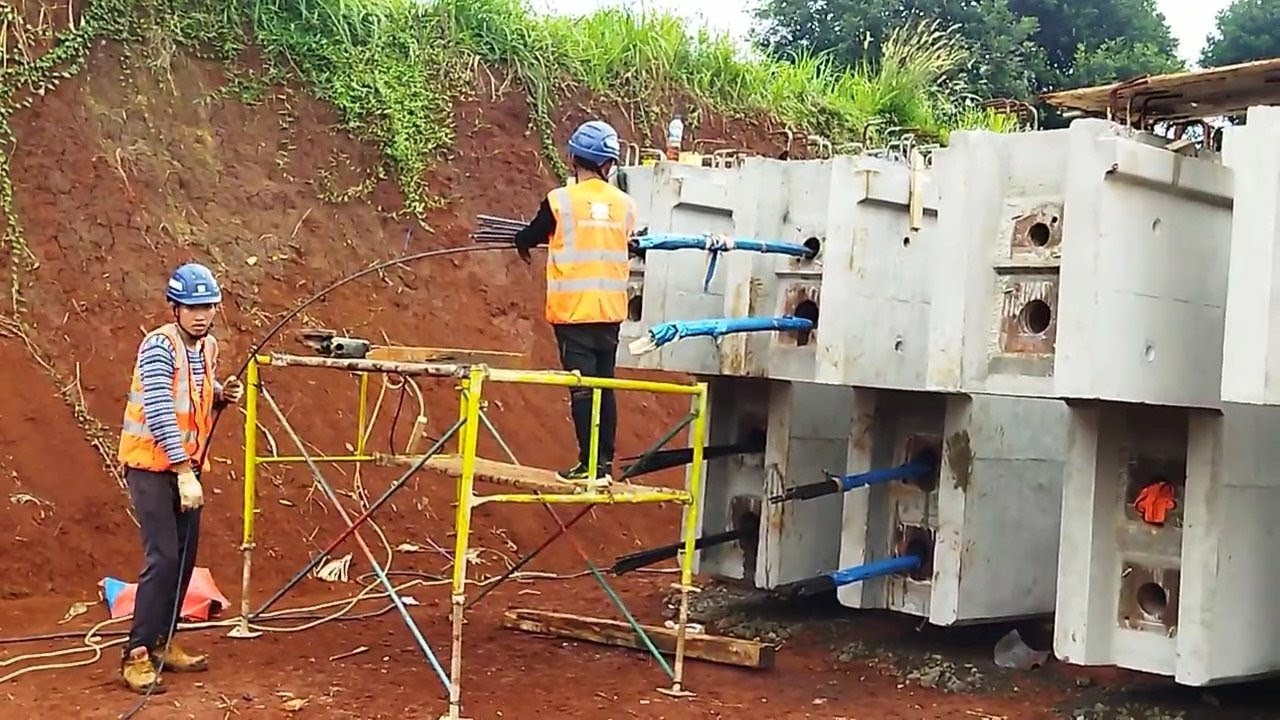 proses penyambungan beton girder bentangan jembatan