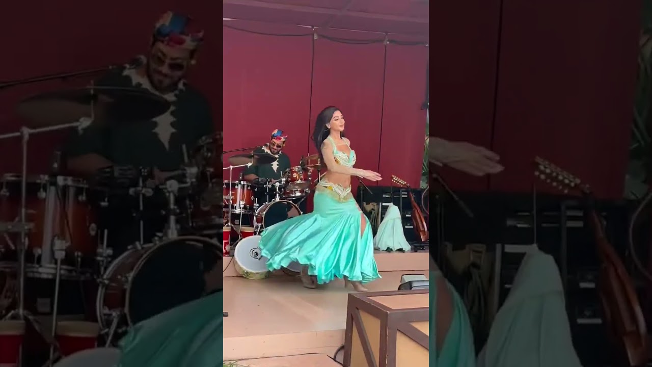 Epcot, Disney in Morocco Belly dancing ￼