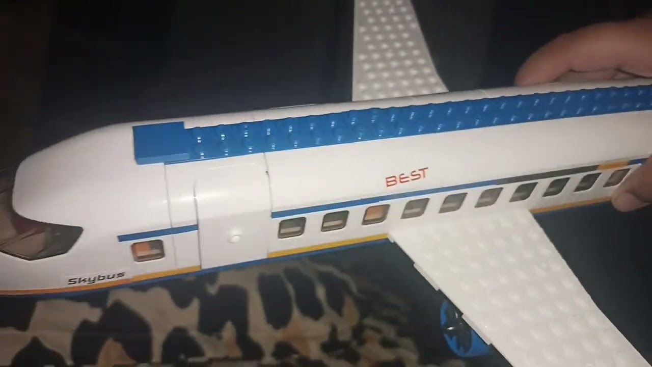 My first lego plane crash for supsnail