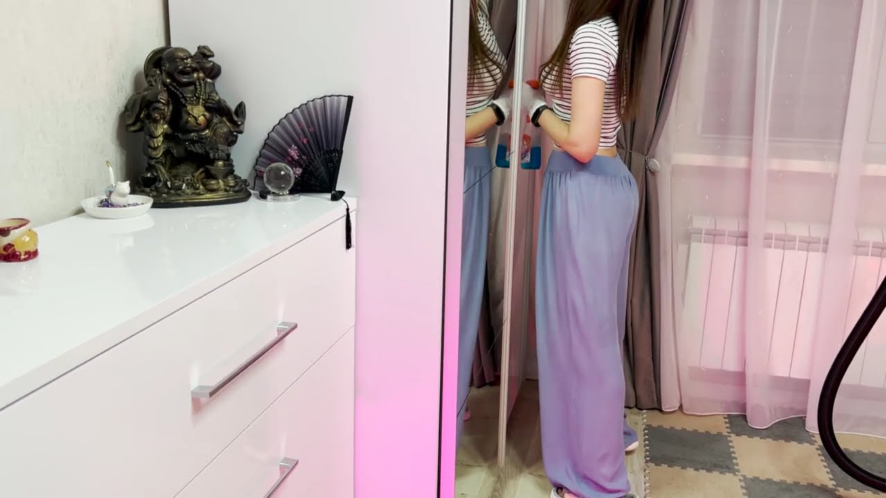 Quiet Cleaning ASMR | Mirror Wipe, Soft Vacuum & Latex Gloves 🧼🧹