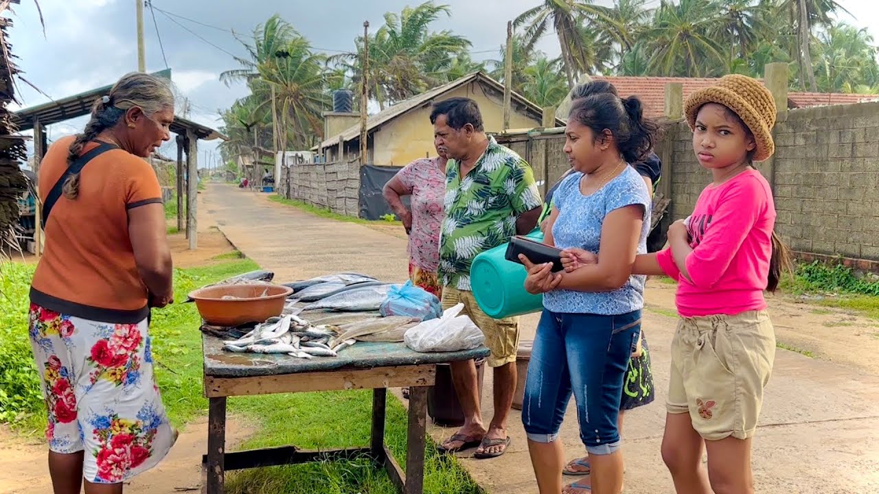 Wow!! Best Traditional Village Fish Market In Sri Lanka | Excellent Fish Cutting Skills