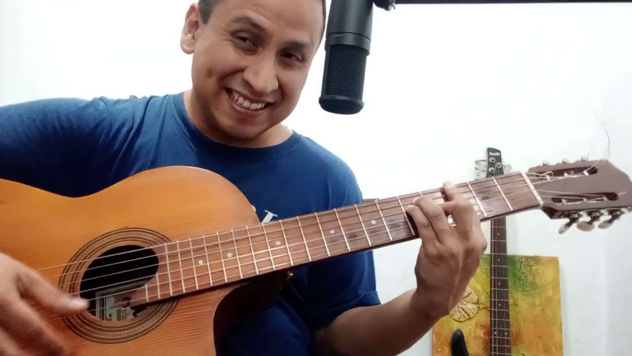Aquí Estoy GUITARRA FACIL - Águilas De America