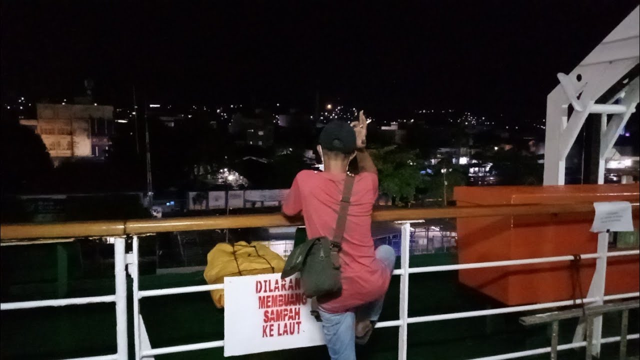 PERJALANAN BERSAMA PELNI KM. LAMBELU ParePare - Balikpapan with My Family