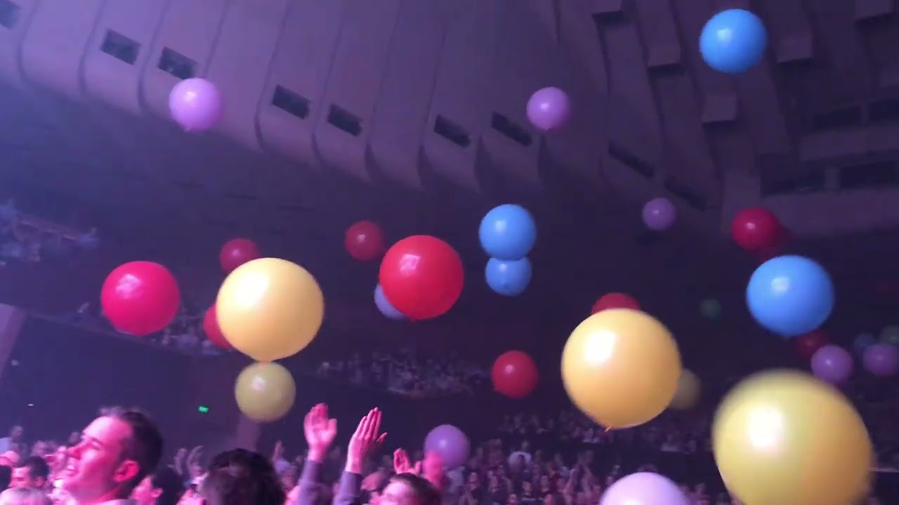 The Spark That Bled - The Flaming Lips live @ The Sydney Opera House