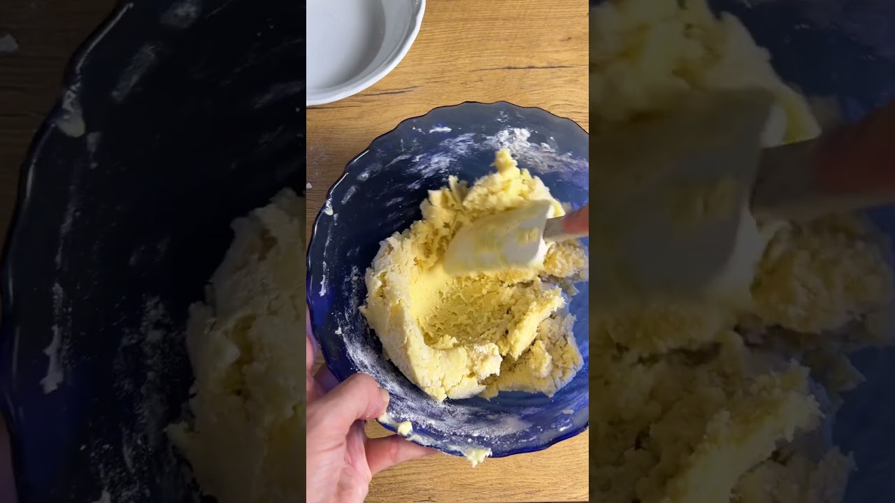 Bob & Larry sugar cookies because Veggie Tales raised me 🍪 