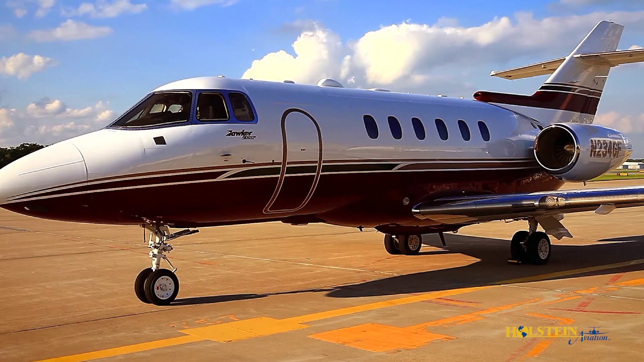 Hawker 900XP Review | Holstein Aviation