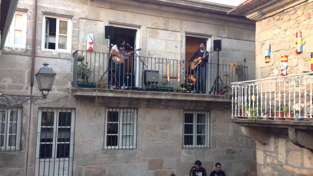 Trampoline - Nowhere left to stay. Concierto en balcón Casco Vello, Vigo. 05/09/14