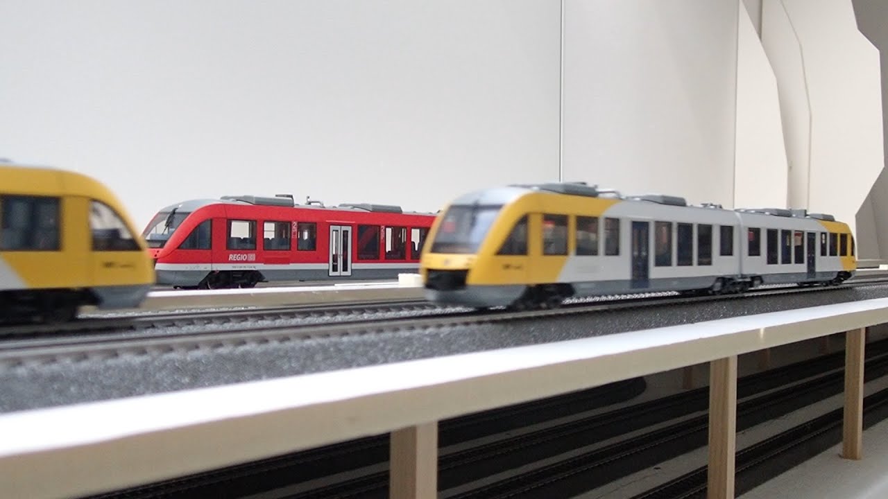 Silent: Multiple LINT 41 units and rush hour on the layout