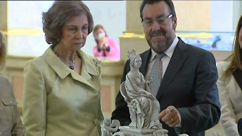 S.M. la Reina inaugura la V Bienal de Arte Contempor&aacute;neo de la Fundaci&oacute;n ONCE