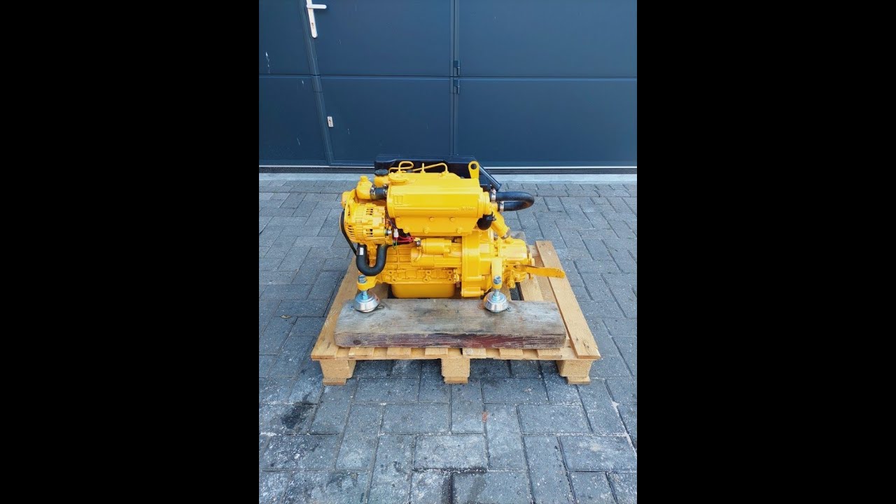 Vetus M3.28 scheepsmotor keerkoppeling en dashboard