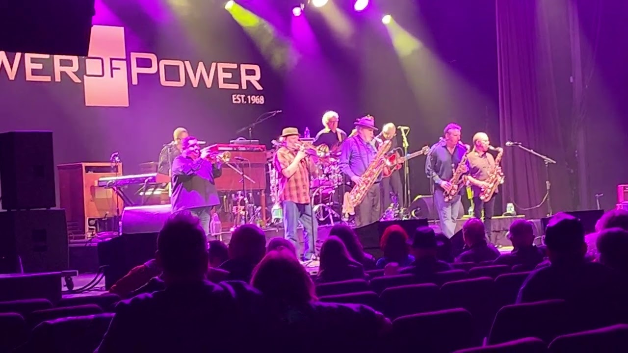 Tower of Power Performing 