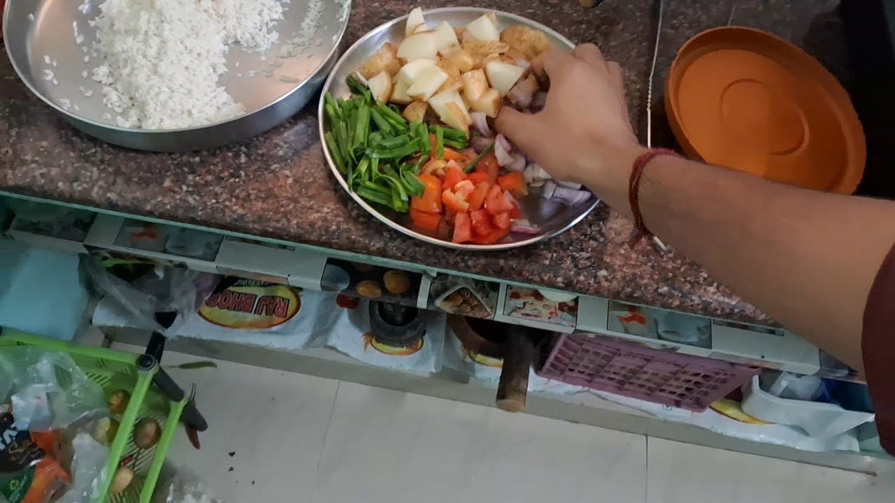 ghar par banaya sabji 