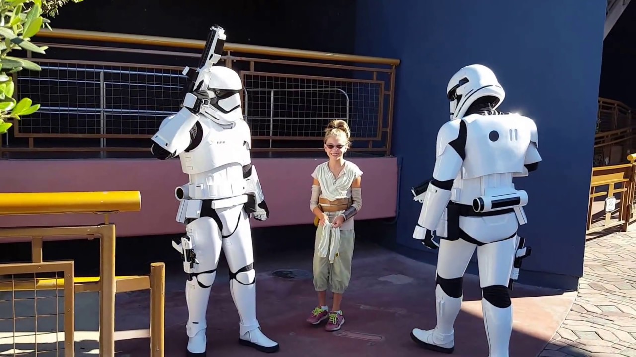 Shelby (Rey) is arrested by Stormtroopers at Disneyland.