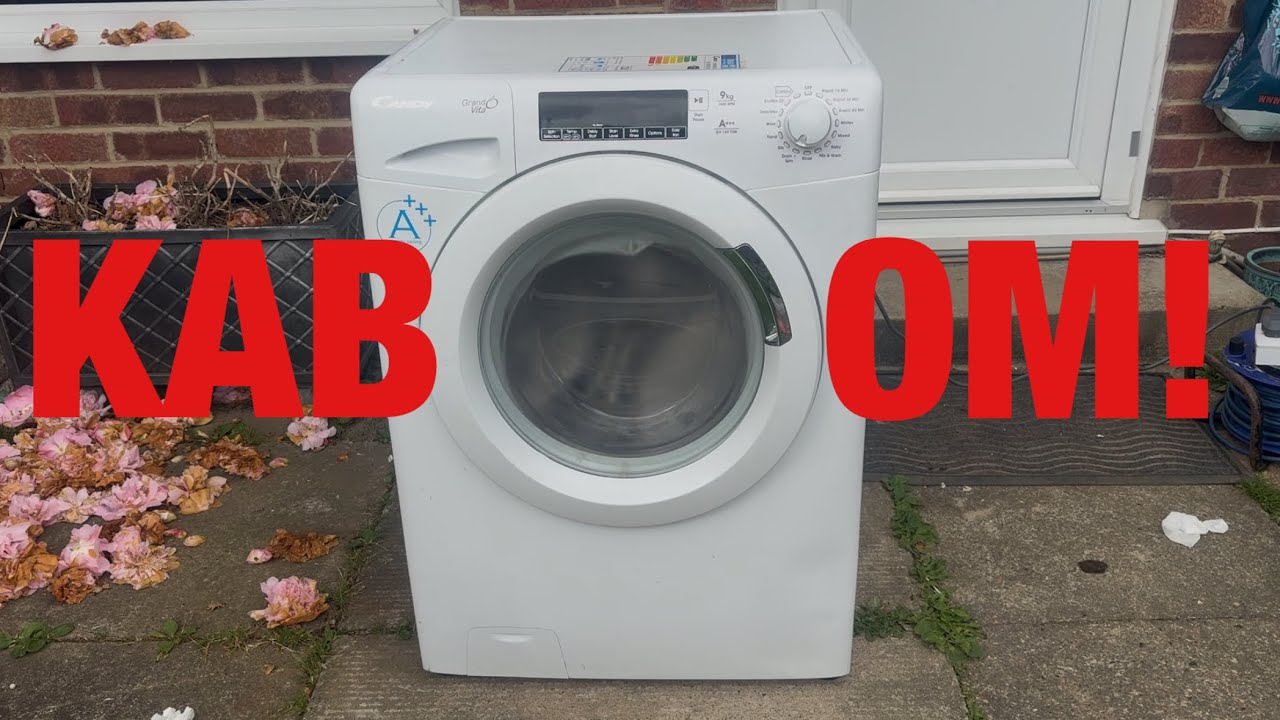 Candy Grand O Vita GV149T3W washing machine || Test spin: spider go BOOM! (Snaps another arm)