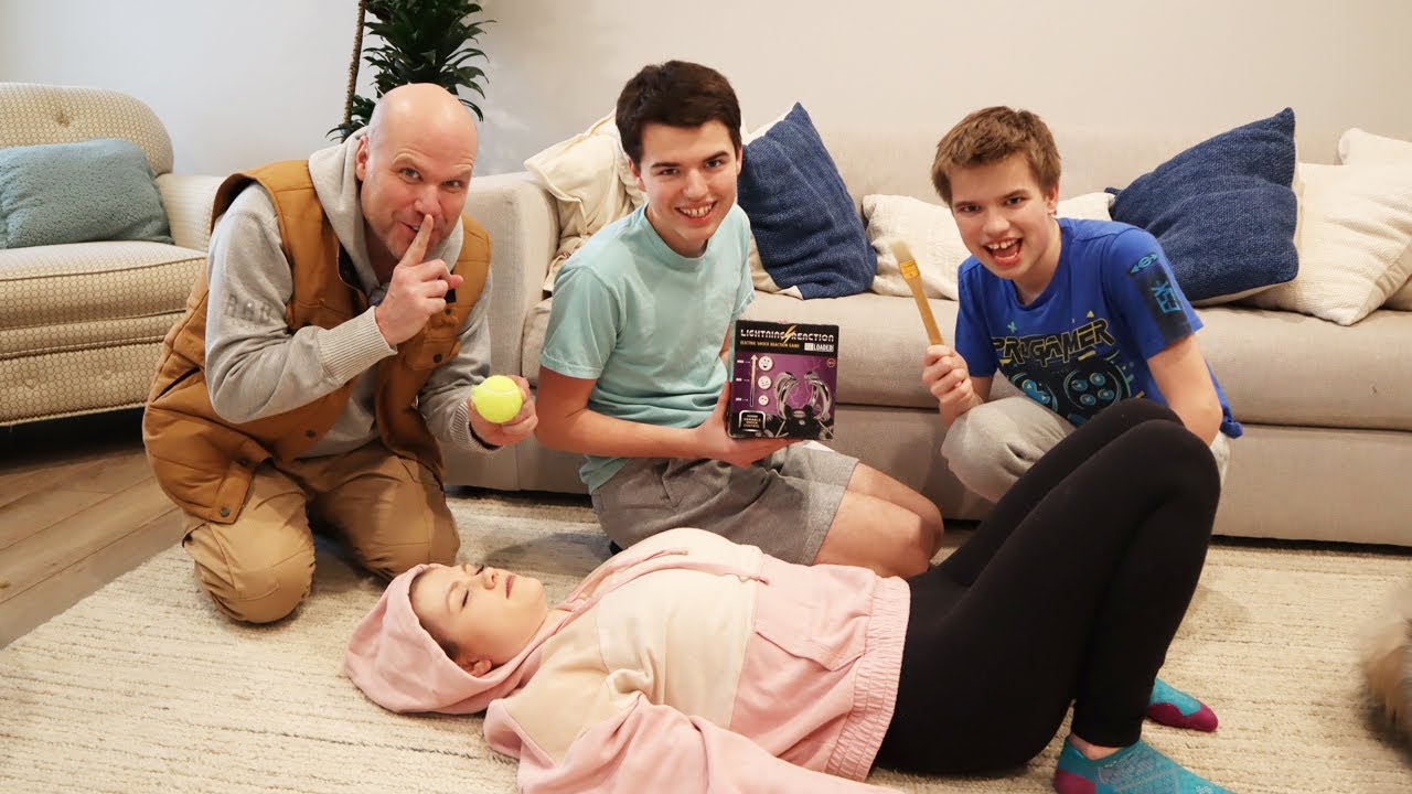 Sleeping Beauty Game! Party Games!