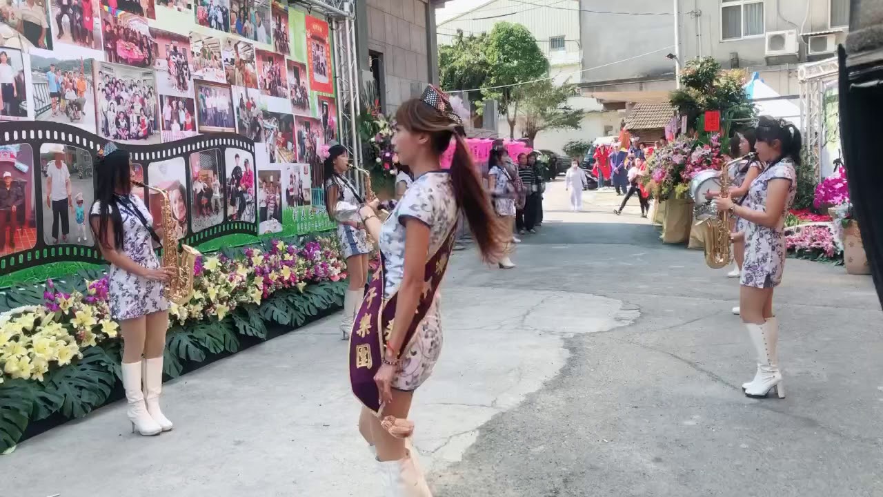 竹山弦樂女子樂團：報到進場