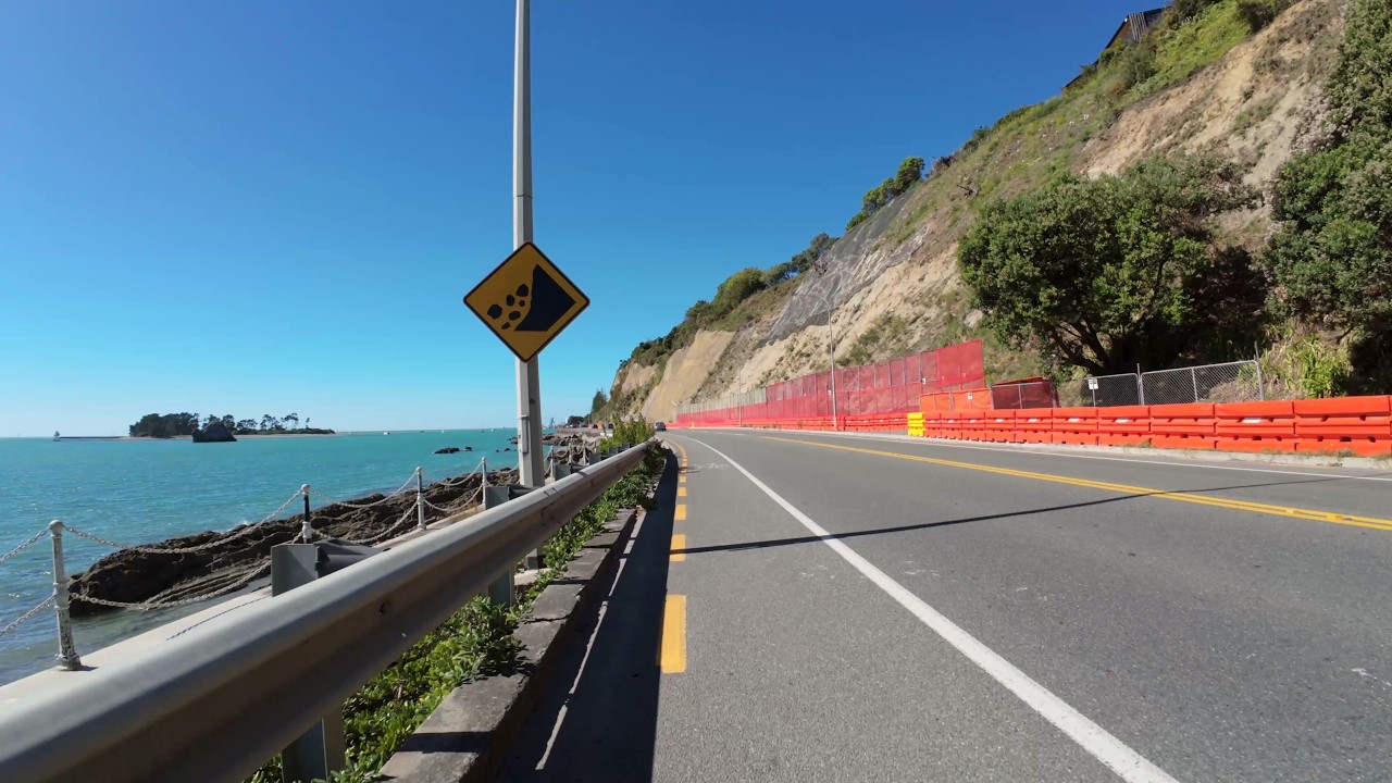 Ride : Late Afternoon Ambient Sounds Ride from Tahunanui along Rocks Road and into Town 4K video
