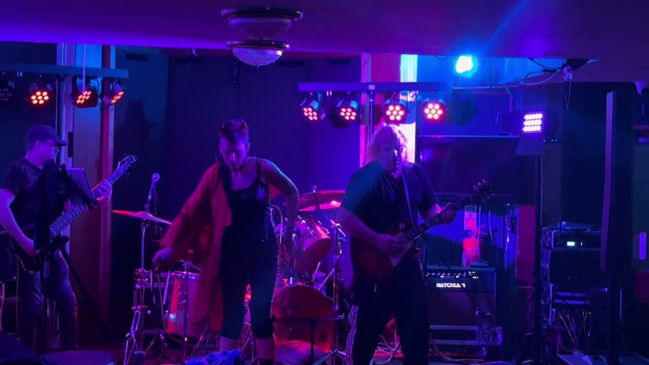 FM @ The Cleveland, Redcar