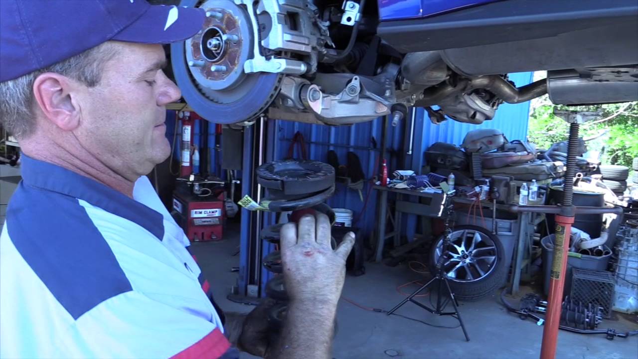 Улучшите управляемость и занизьте свой Mustang (2015-2019) с помощью пакета Ford Racing Mustang S...