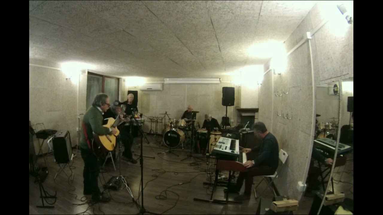 NEW JERICO BAND -  SUENOS